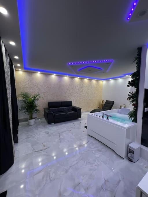 Golden Seconds Apartment Strasbourg Ngoại thất bức ảnh